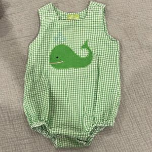 Toddler boys lime green gingham seersucker material whale appliqué bubble